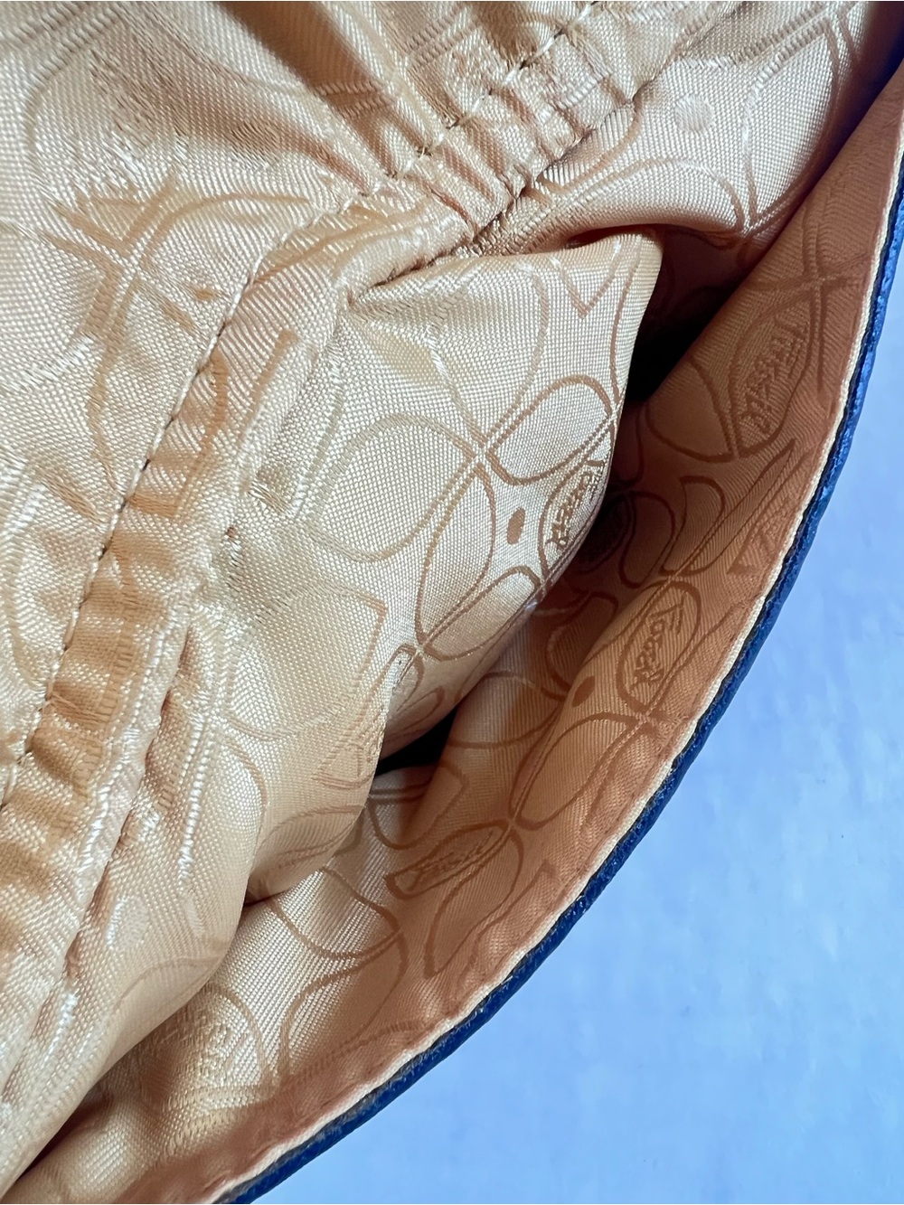 Fossil VTG Long Live Vintage 1954 Pale Yellow Leather Baguette Shoulder Bag - Picture 12 of 15